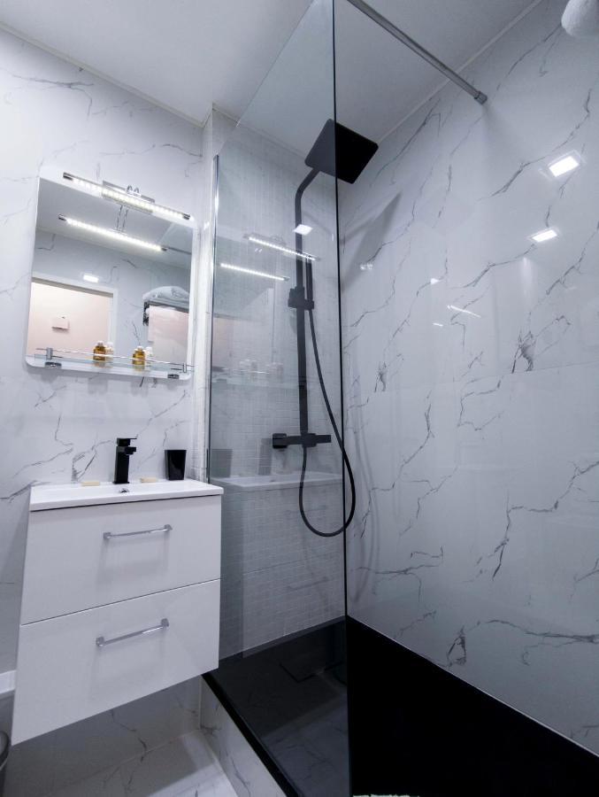 1 Min To The Beach Apartment - Kitchen - Tramway - Air Conditioner - Wifi - Promenade Des Anglais Ніцца Екстер'єр фото
